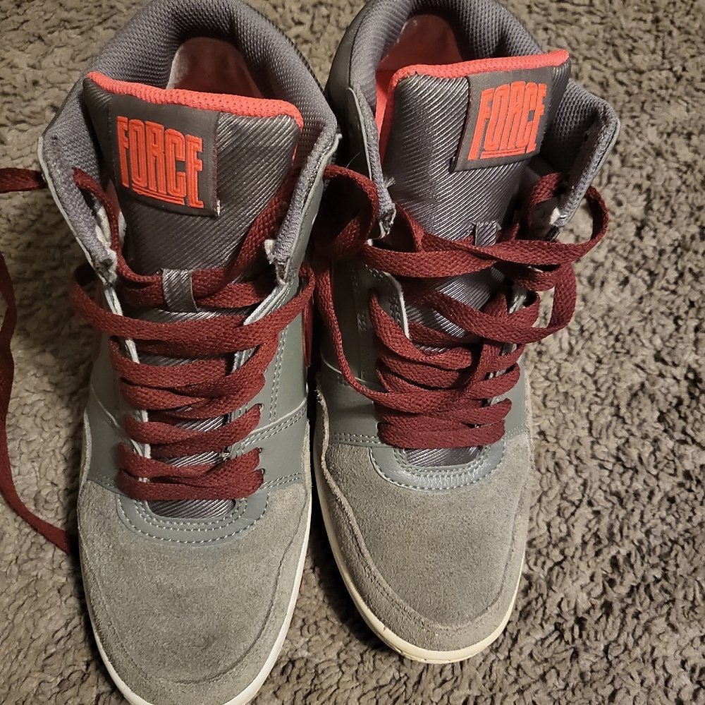 Nike wedge sneaker
